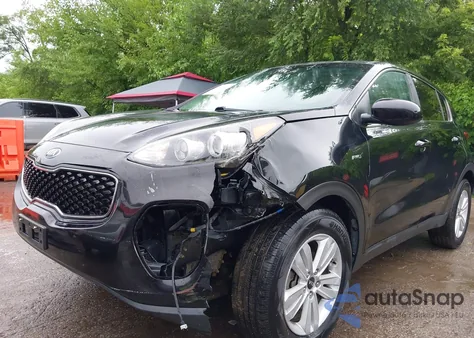 2017 Kia Sportage Lx z USA, uszkodzony, nr VIN KNDPMCAC4H7186822